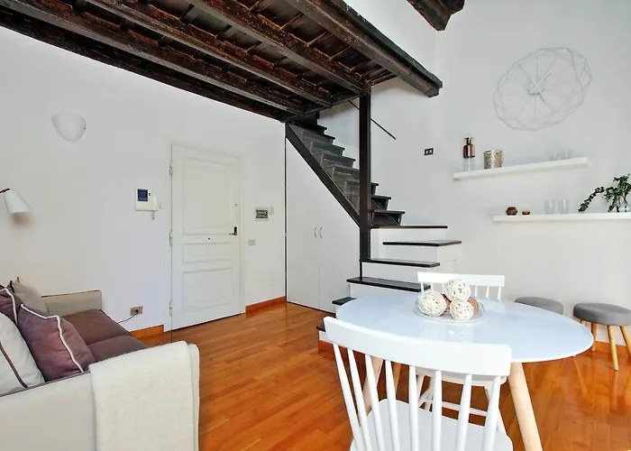 Apartment Rent In Trevi Fountain